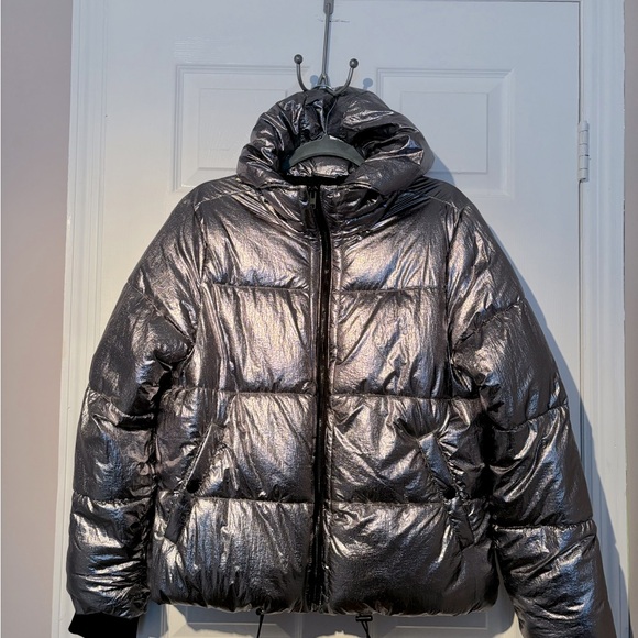 NWT American Eagle Outfitters Puffer Jacket - Picture 5 of 6